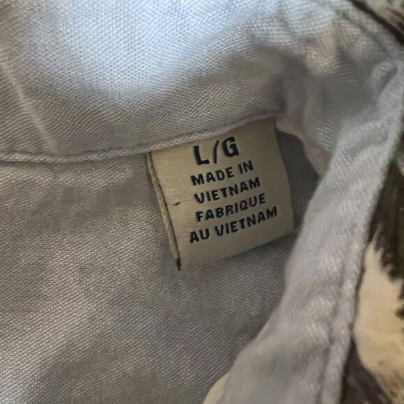 Tommy Bahama Men’s LG Button Shirt Tennessee Volunteers Button Up - Picture 4 of 9